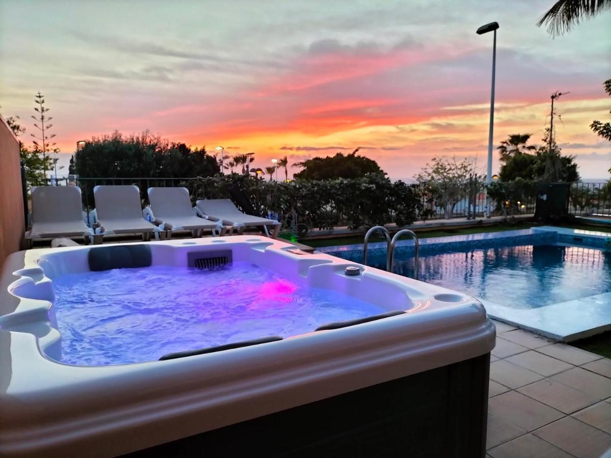 Maravillosa Villa de Lujo con Piscina y Jacuzzi Privados Puerto de Santiago  Exterior foto