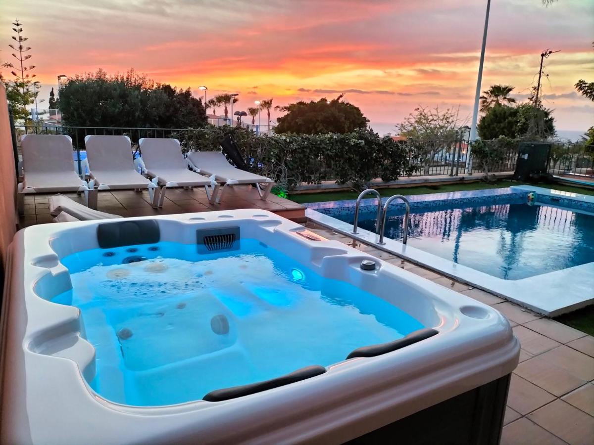 Maravillosa Villa de Lujo con Piscina y Jacuzzi Privados Puerto de Santiago  Exterior foto