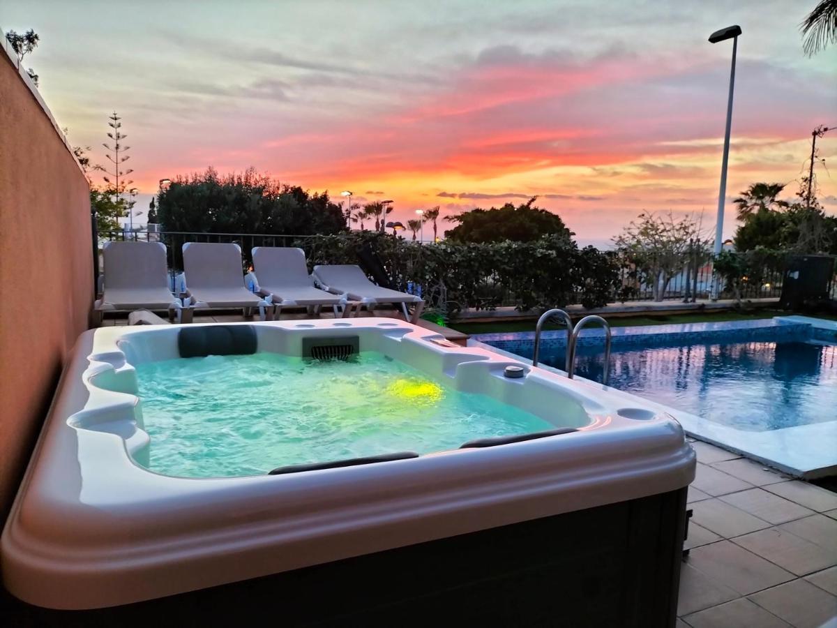 Maravillosa Villa de Lujo con Piscina y Jacuzzi Privados Puerto de Santiago  Exterior foto